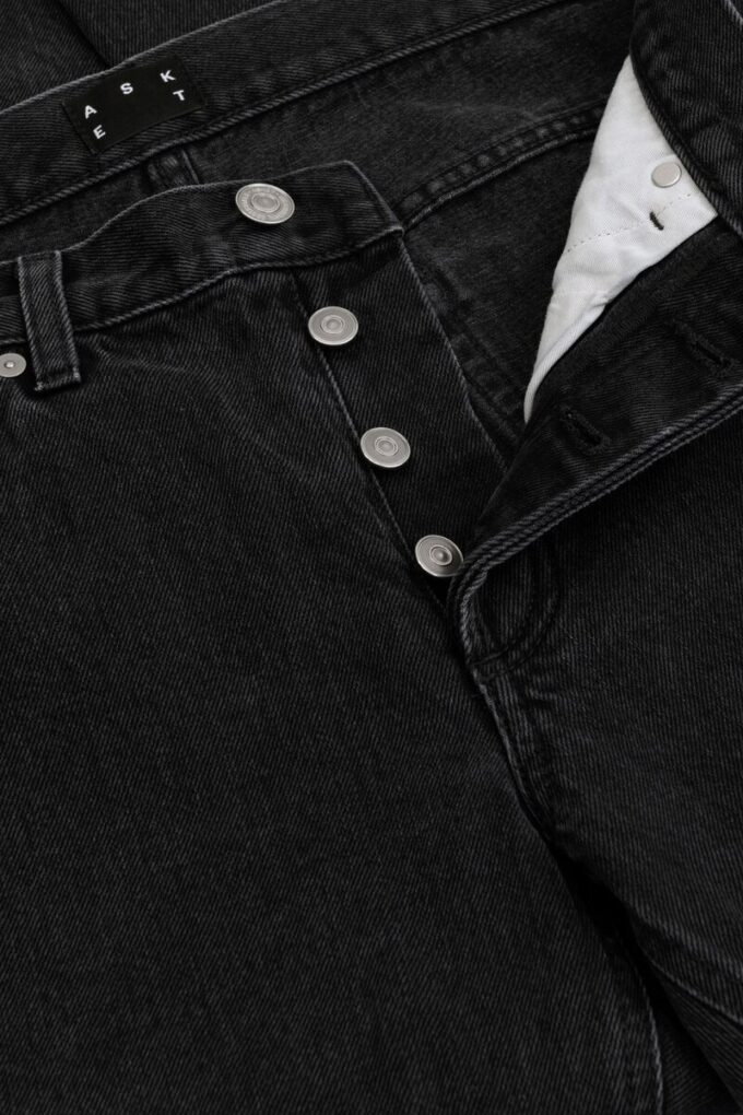 The Black Denim Jeans – Archive