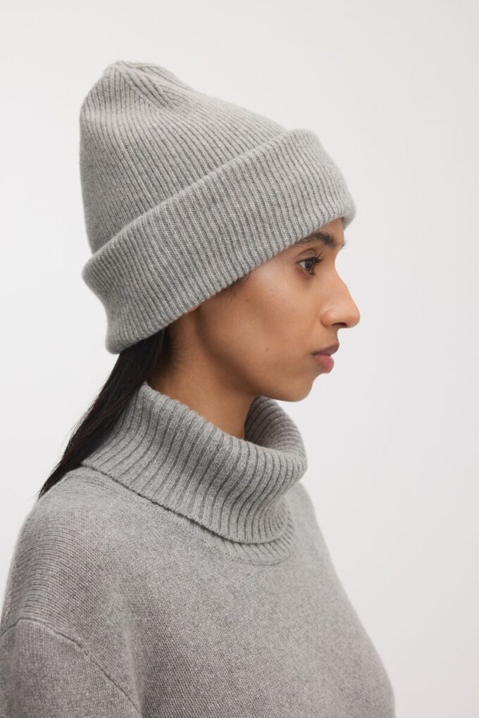 The Cashmere Beanie The Cashmere Beanie