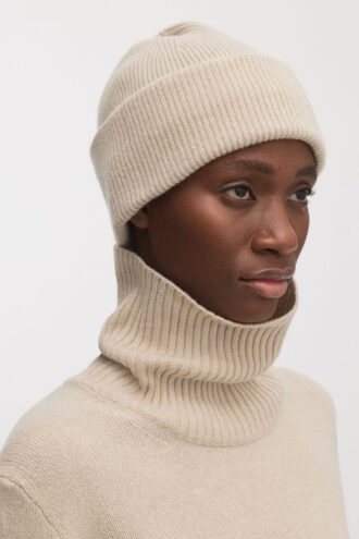 The Cashmere Beanie