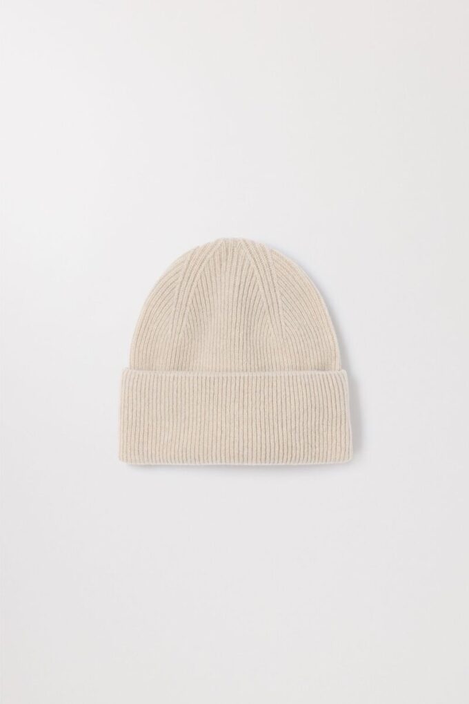 The Cashmere Beanie The Cashmere Beanie