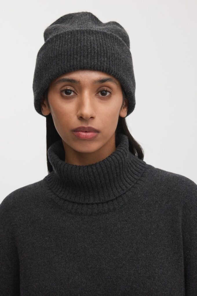The Cashmere Beanie The Cashmere Beanie