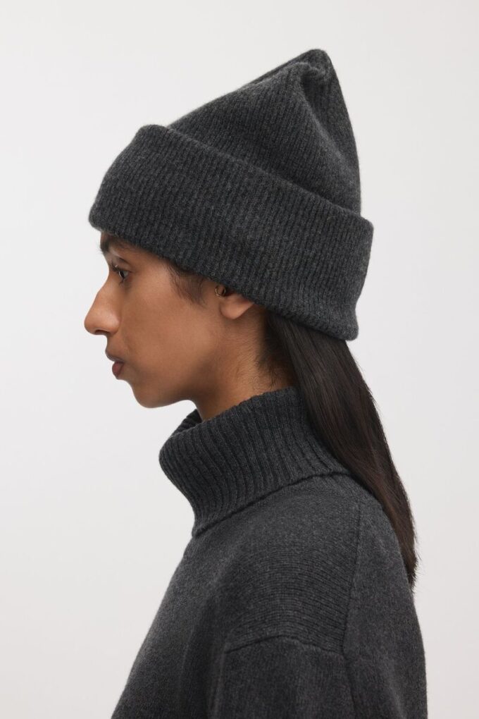 The Cashmere Beanie The Cashmere Beanie