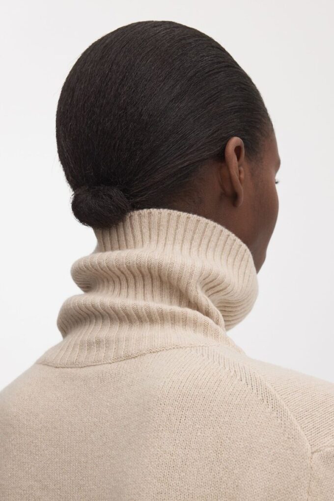 The Cashmere Roll Neck The Cashmere Roll Neck
