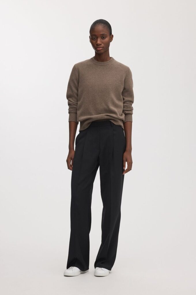 The Cashmere Sweater The Cashmere Sweater