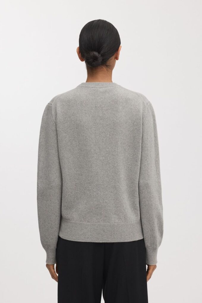 The Cashmere Sweater The Cashmere Sweater