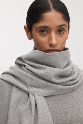 The Cashmere Wool Scarf
