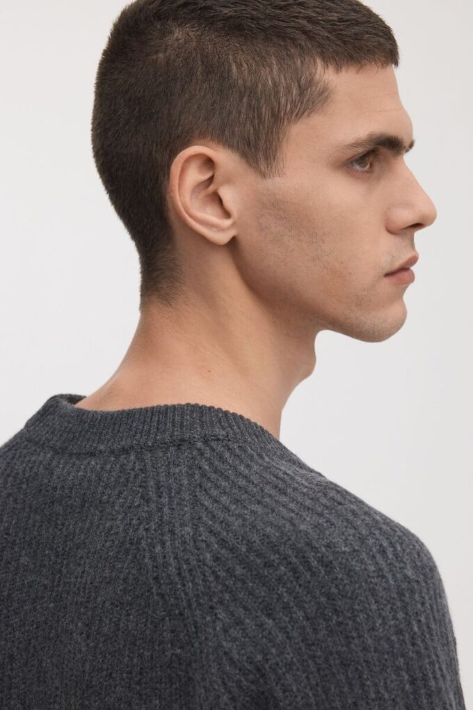 The Heavy Wool Sweater