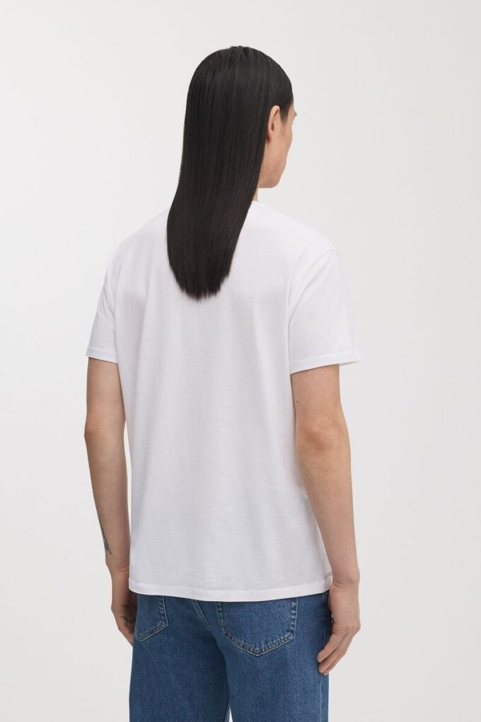 The Lightweight T-Shirt