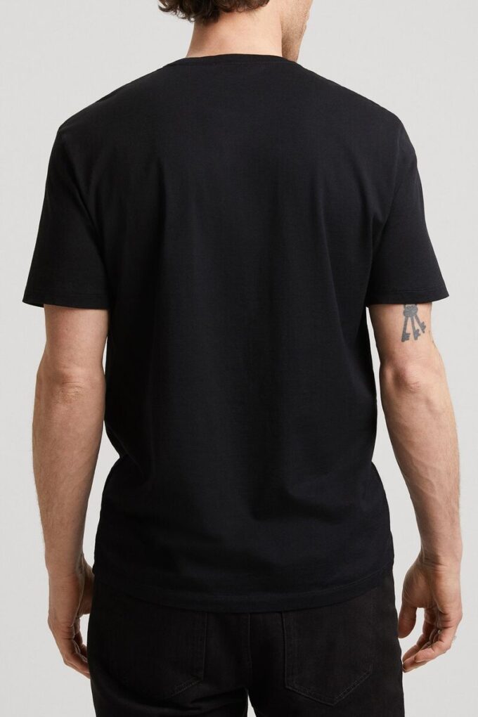 The Lightweight T-Shirt – Archive