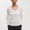 The Long Sleeve Scoop Neck Top The Long Sleeve Scoop Neck Top