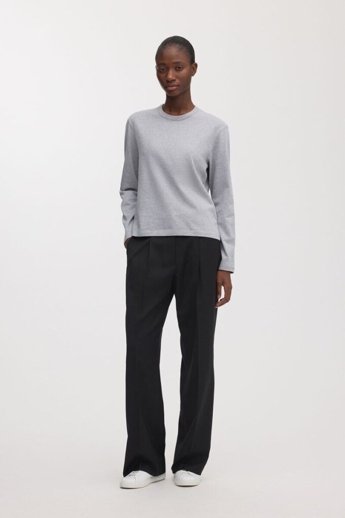 The Long Sleeve T-Shirt The Long Sleeve T-Shirt