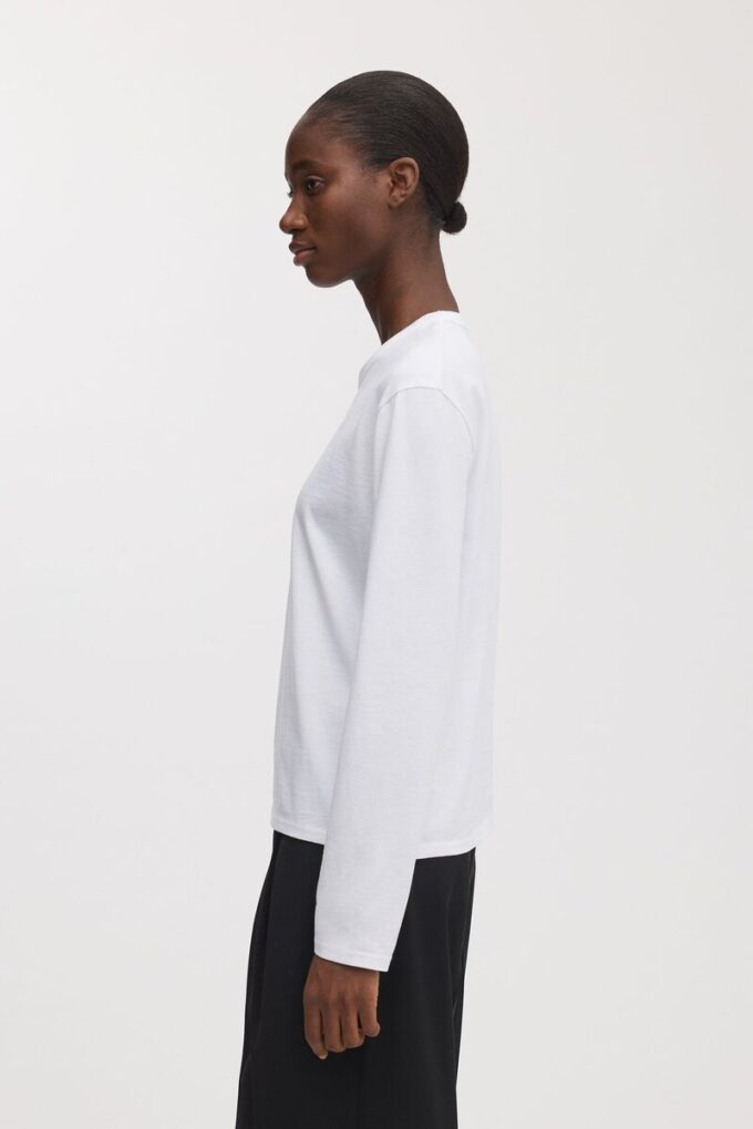 The Long Sleeve T-Shirt The Long Sleeve T-Shirt