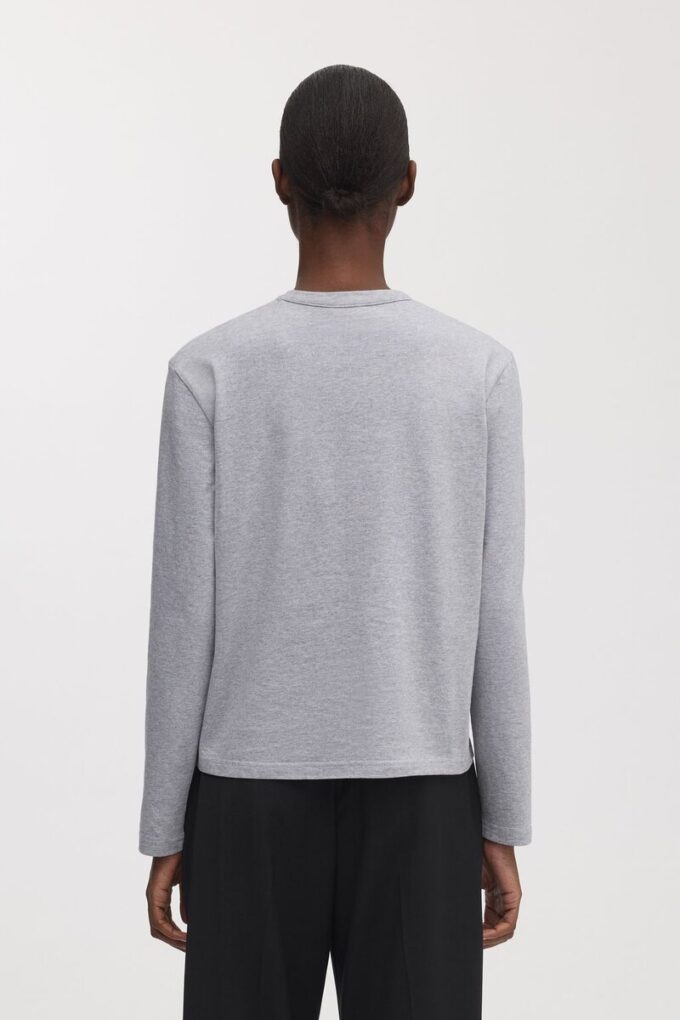 The Long Sleeve T-Shirt The Long Sleeve T-Shirt