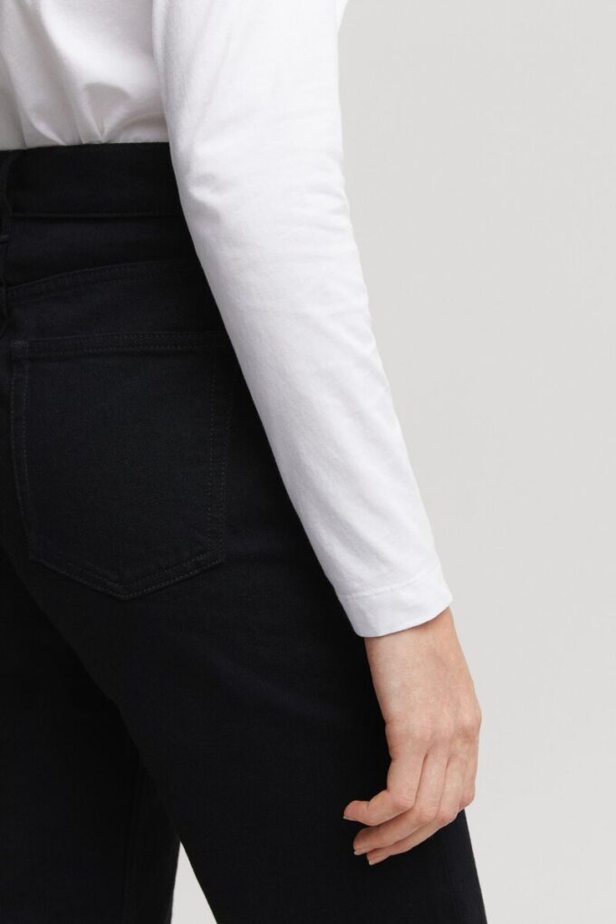 The Long Sleeve T-Shirt – Archive The Long Sleeve T-Shirt – Archive