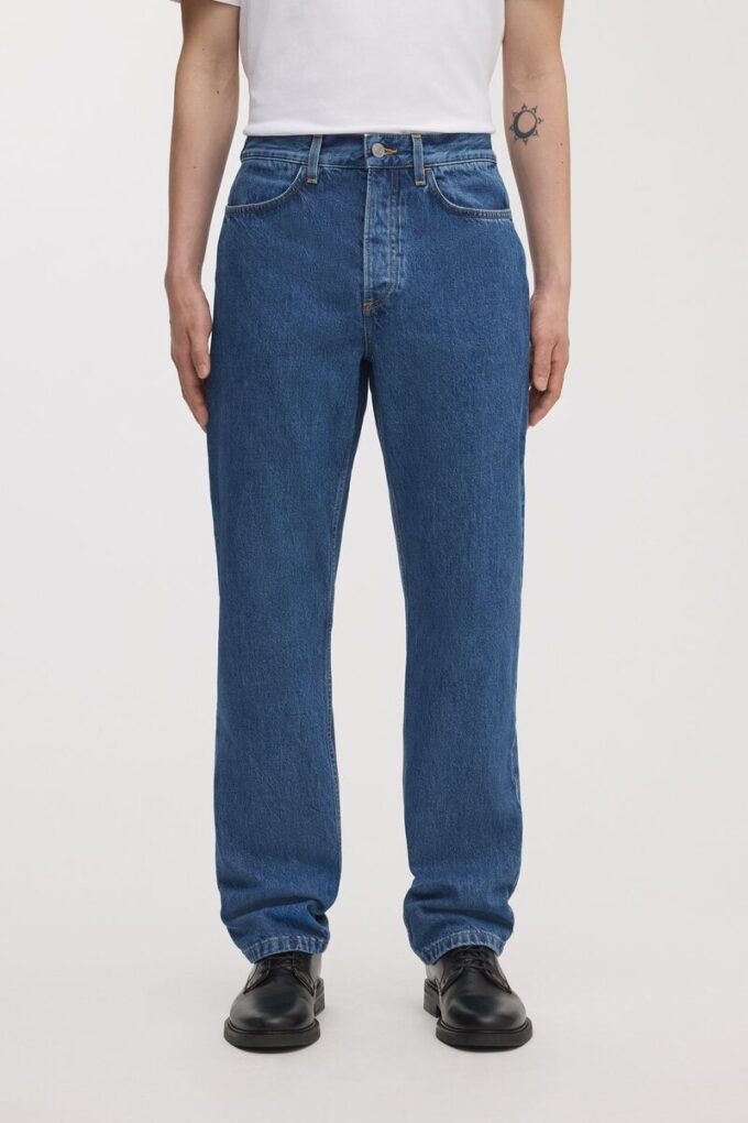 The Loose Jeans The Loose Jeans