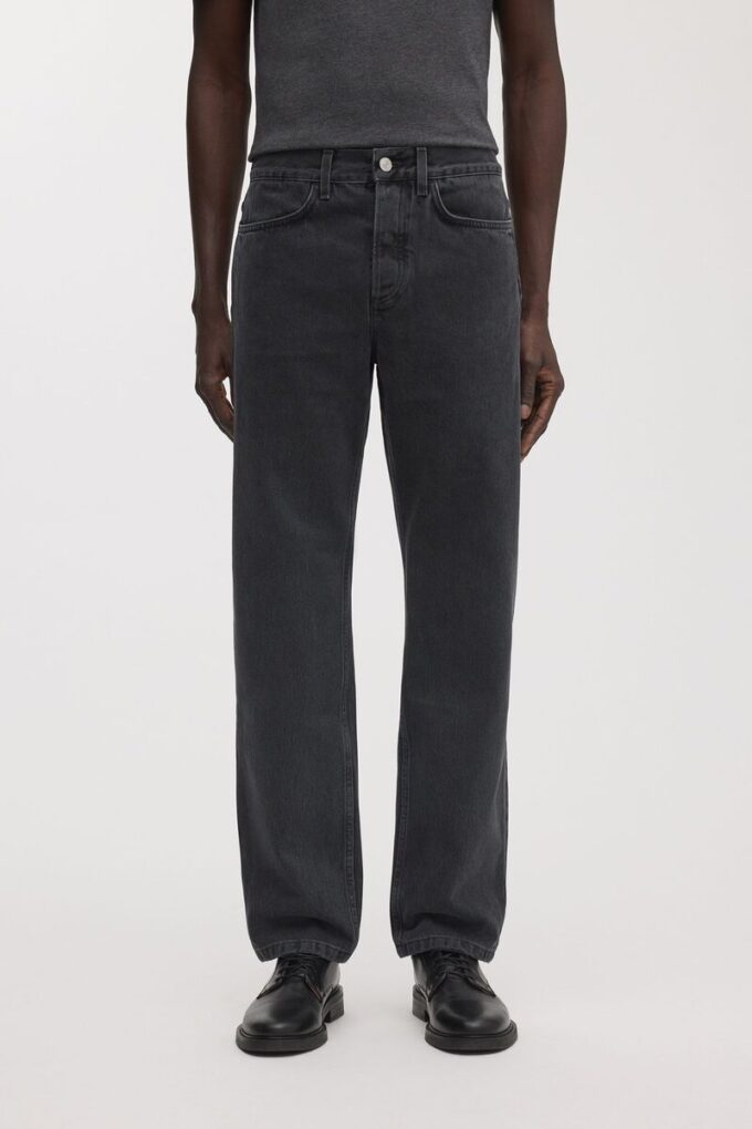 The Loose Jeans