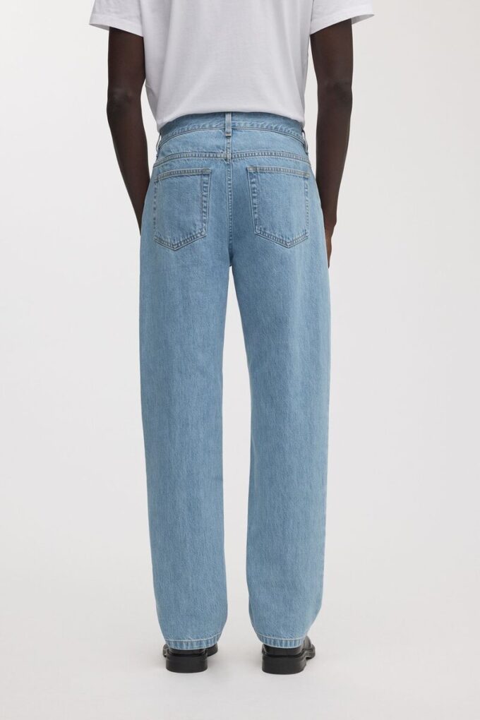 The Loose Jeans The Loose Jeans