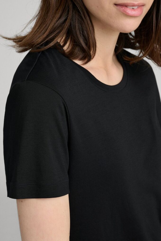 The Lyocell T-Shirt – Archive The Lyocell T-Shirt – Archive