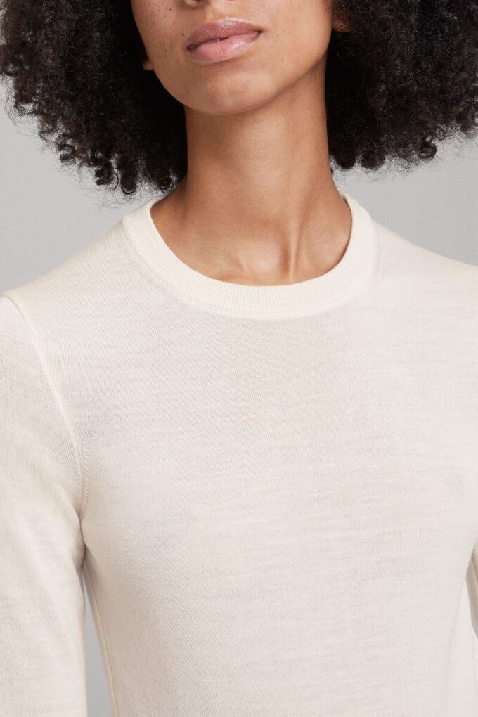 The Merino Crew Neck Sweater – Archive