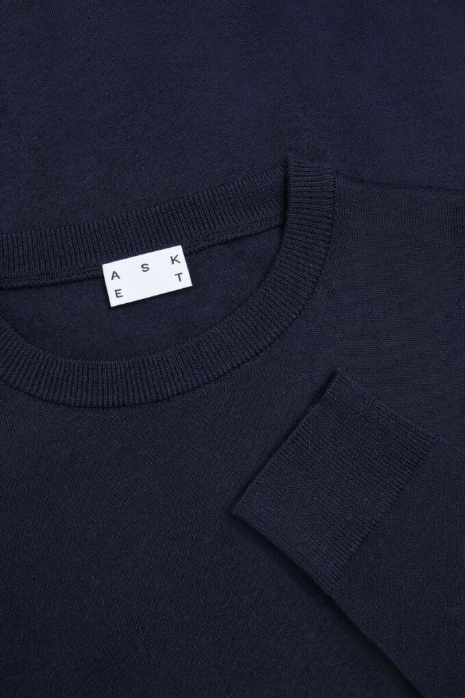 The Merino Crew Neck Sweater – Archive