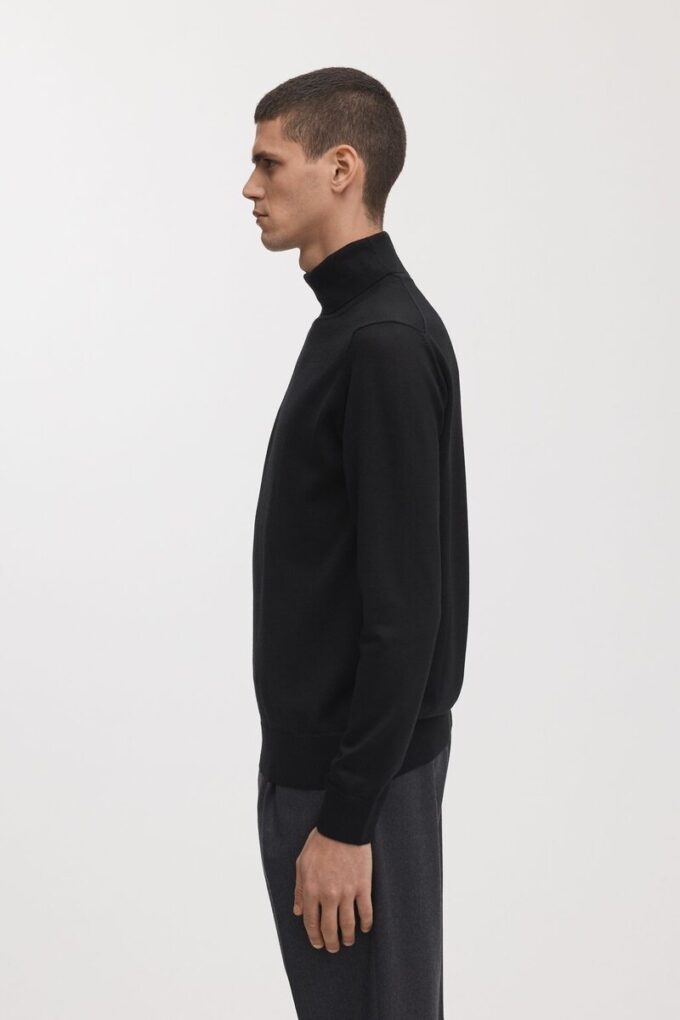 The Merino Roll Neck The Merino Roll Neck