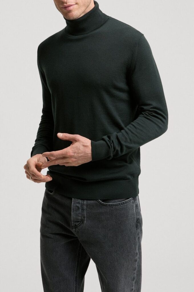 The Merino Roll Neck – Archive The Merino Roll Neck – Archive