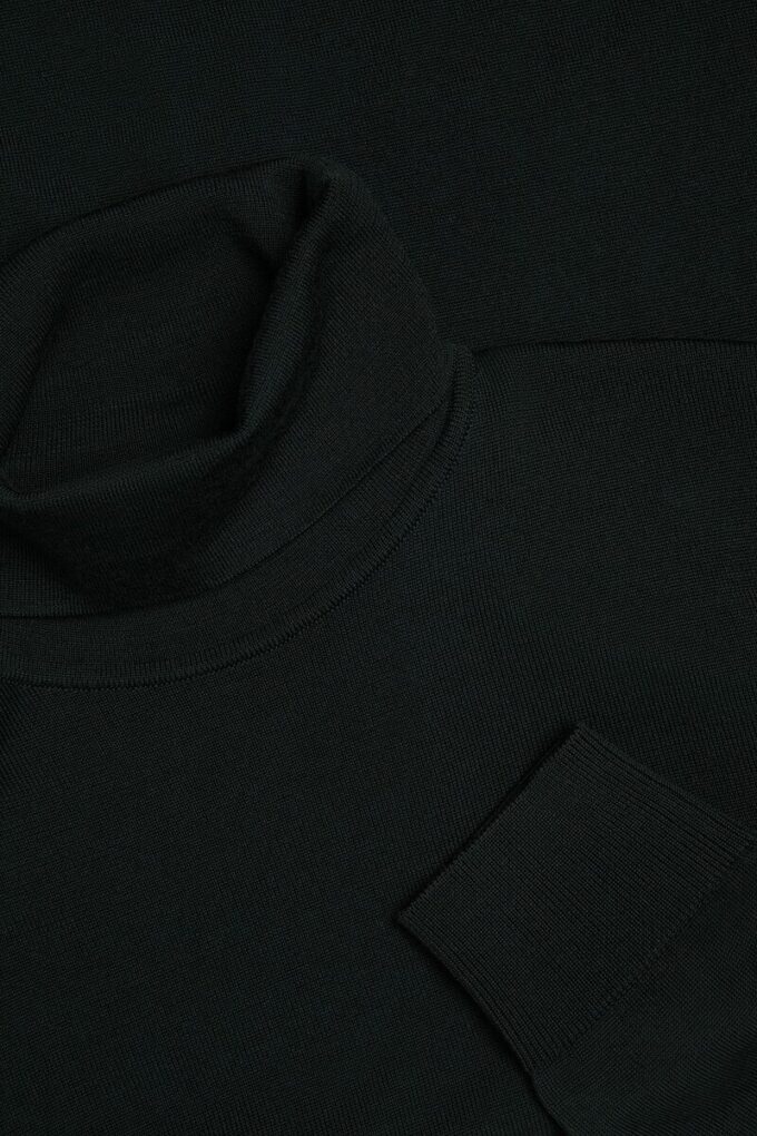 The Merino Roll Neck – Archive The Merino Roll Neck – Archive