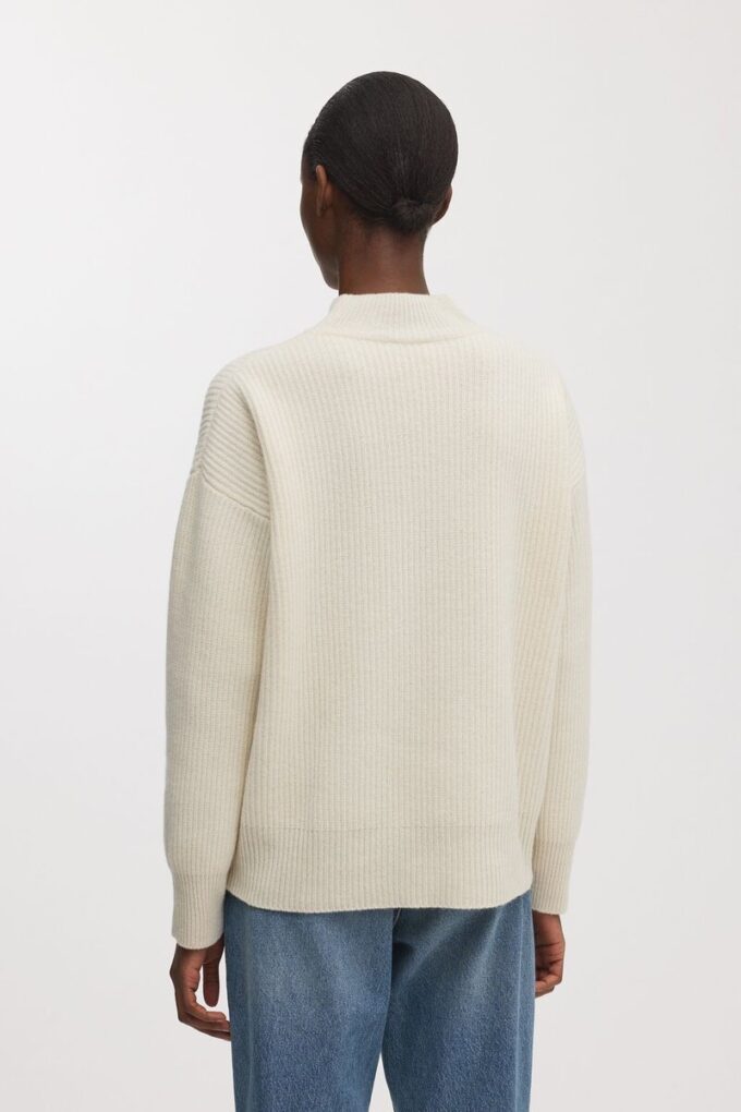 The Mock Neck Sweater The Mock Neck Sweater