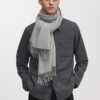 The Oversized Cashmere Wool Scarf The Oversized Cashmere Wool Scarf