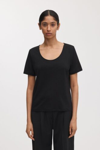 The Scoop Neck Top