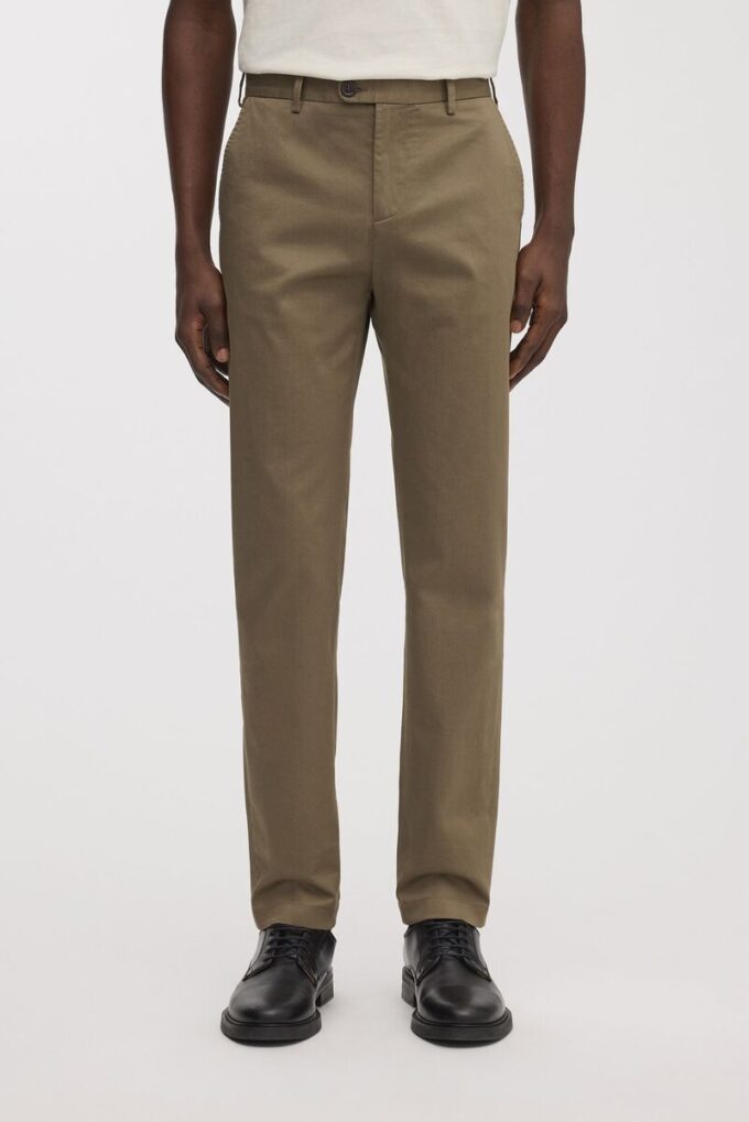 The Slim Chino The Slim Chino