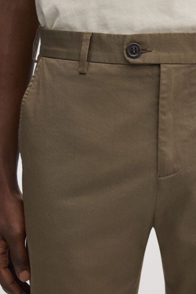 The Slim Chino The Slim Chino