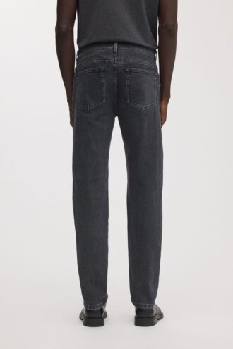 The Slim Jeans