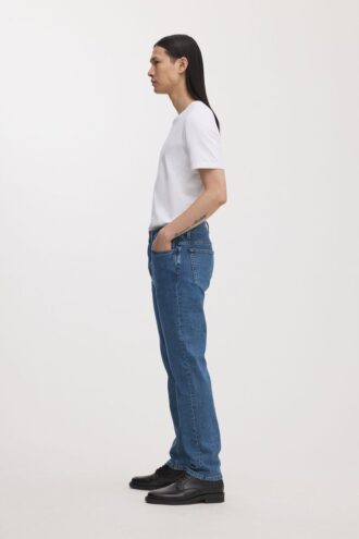 The Slim Jeans